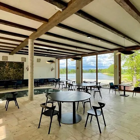 Palac Pakoszow Wernersdorf 5*