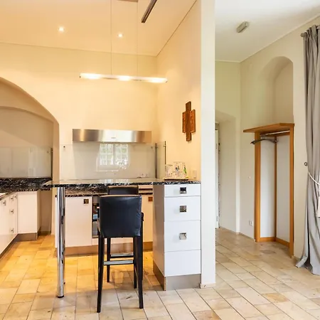Palac Pakoszow Wernersdorf 5*