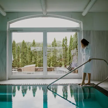 Palac Pakoszow Wernersdorf 5*