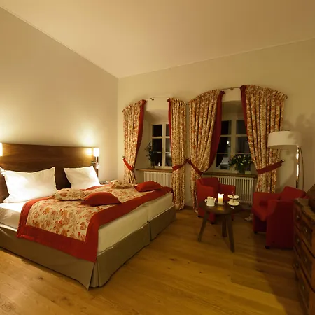 Palac Pakoszow Wernersdorf