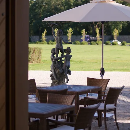 Hotel Pałac Pakoszów Wernersdorf 5*