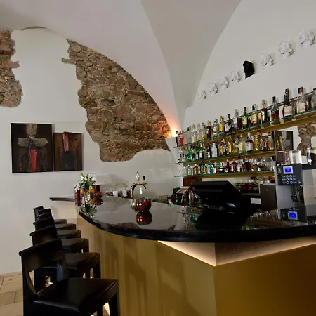 Pałac Pakoszów Wernersdorf Hotel 5*