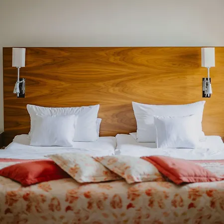 Pałac Pakoszów Wernersdorf 5* Piechowice (Karkonosze)