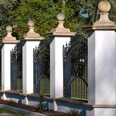 Palac Pakoszow Wernersdorf Jelenia Góra