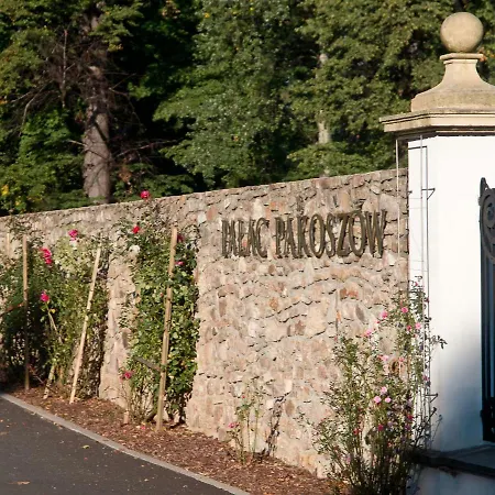 Pałac Pakoszów Wernersdorf 5*