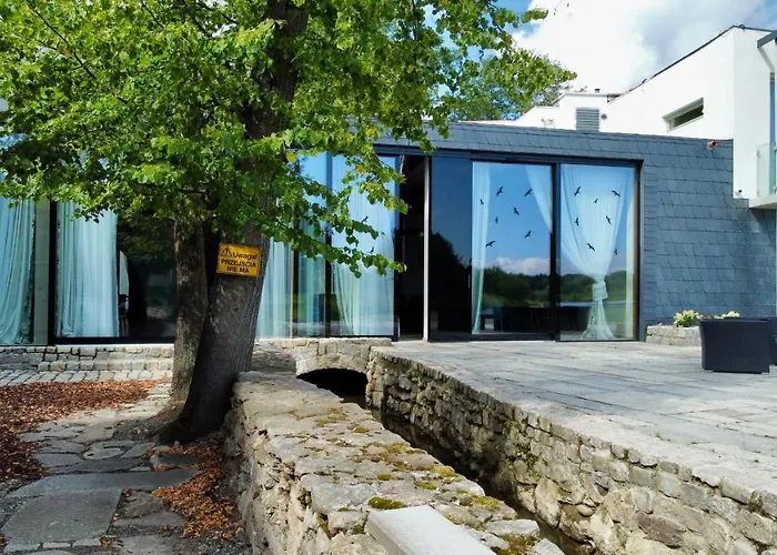 Palac Pakoszow Wernersdorf Hotell 5*