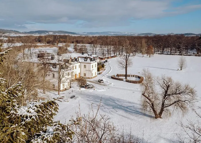 Hotel Pałac Pakoszów Wernersdorf