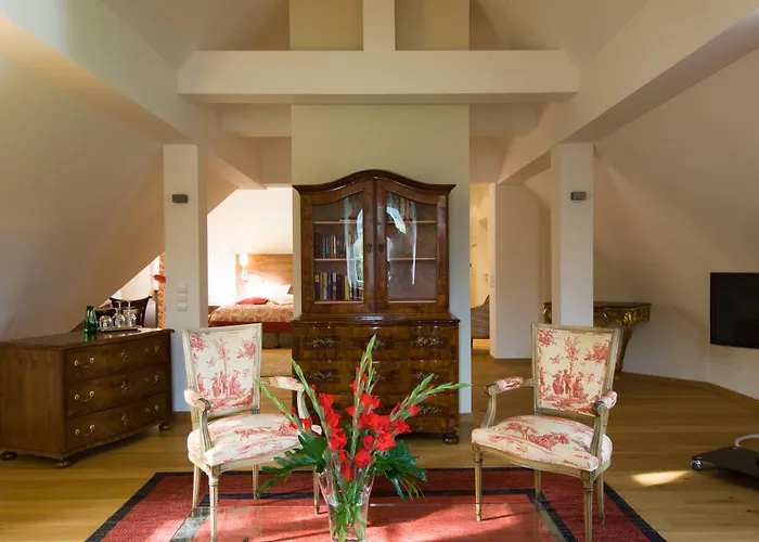 Palac Pakoszow Wernersdorf 5*