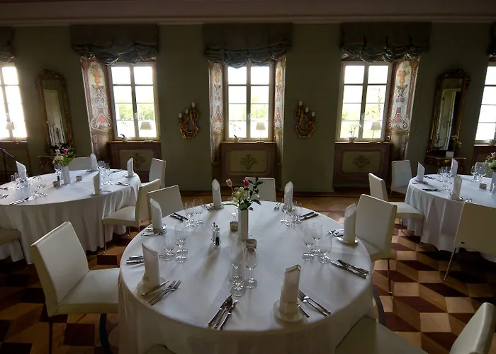 Palac Pakoszow Wernersdorf