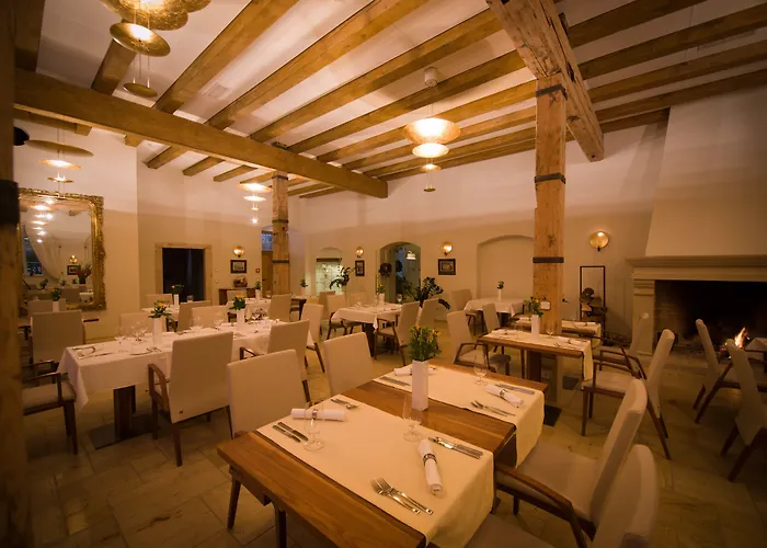 Palac Pakoszow Wernersdorf 호텔 5*