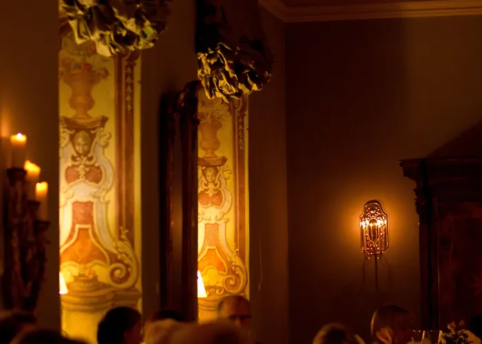 Palac Pakoszow Wernersdorf 호텔 피에초비체