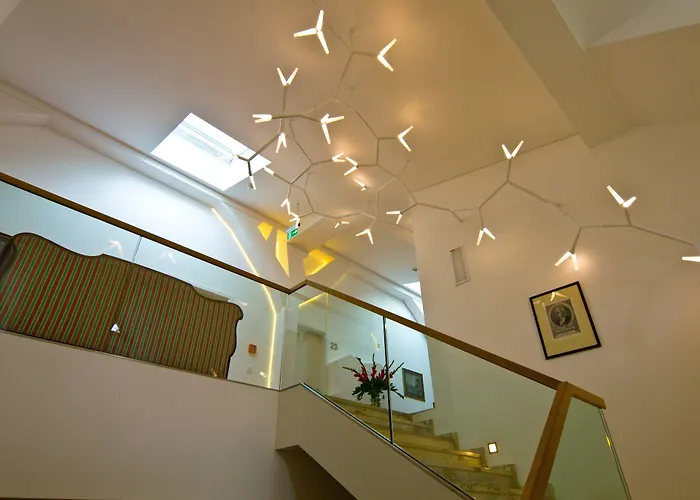 Pałac Pakoszów Wernersdorf 5*