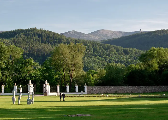 Palac Pakoszow Wernersdorf 5* 피에초비체