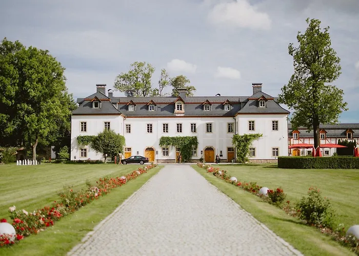 Palac Pakoszow Wernersdorf 호텔 피에초비체