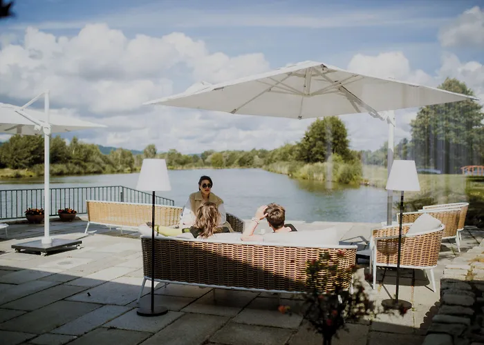 Palac Pakoszow Wernersdorf 5*