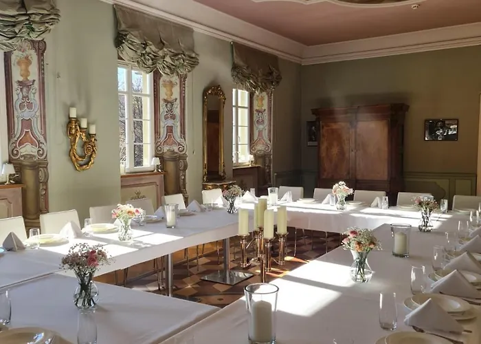 Palac Pakoszow Wernersdorf 호텔 피에초비체